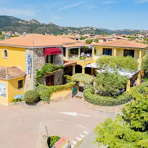 Lu Pitrali Hotel San Teodoro (Sardinia)